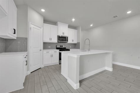 2901 Cantoni Creek Princeton TX 75407