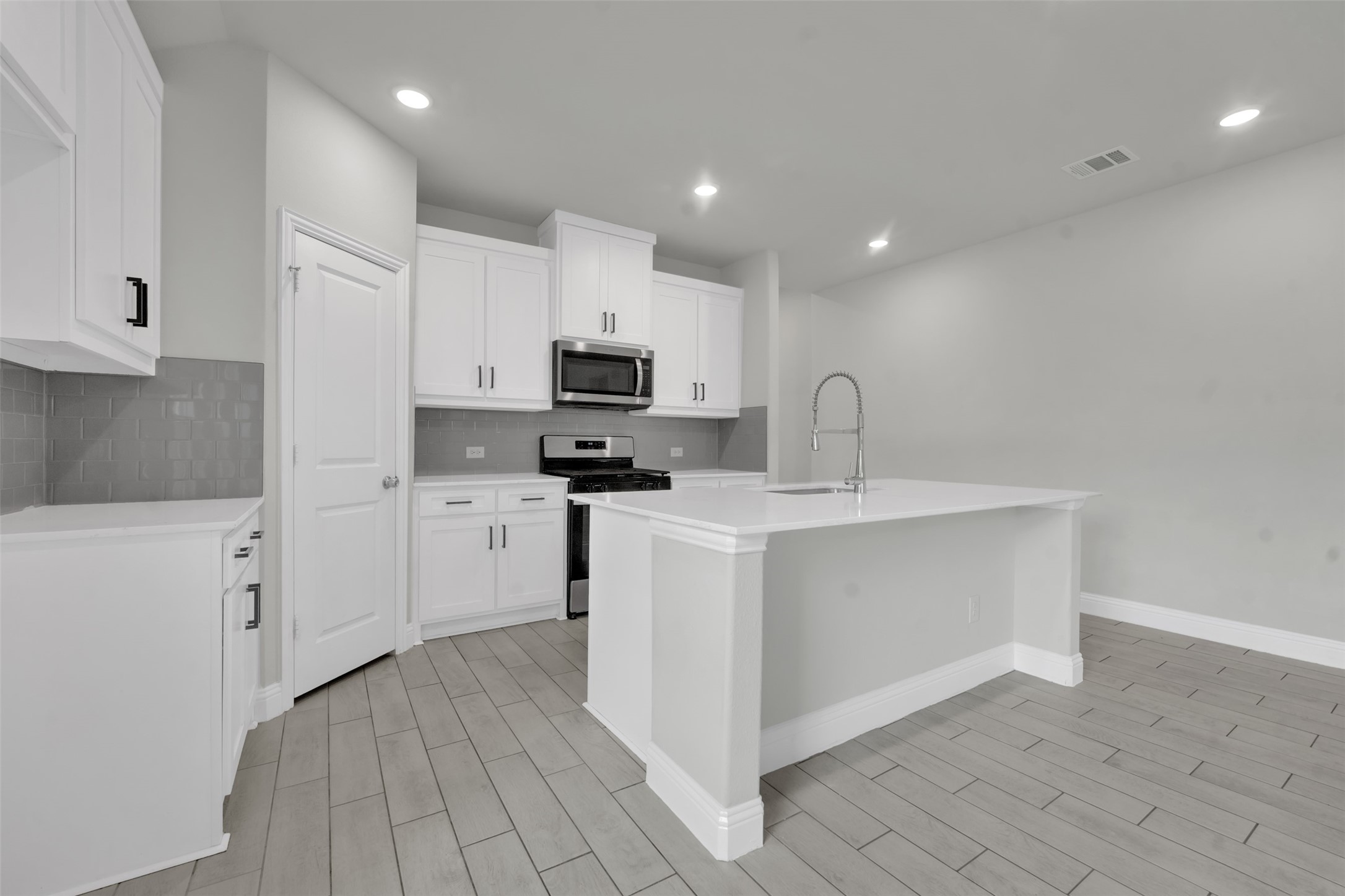 2901 Cantoni Creek Princeton TX 75407