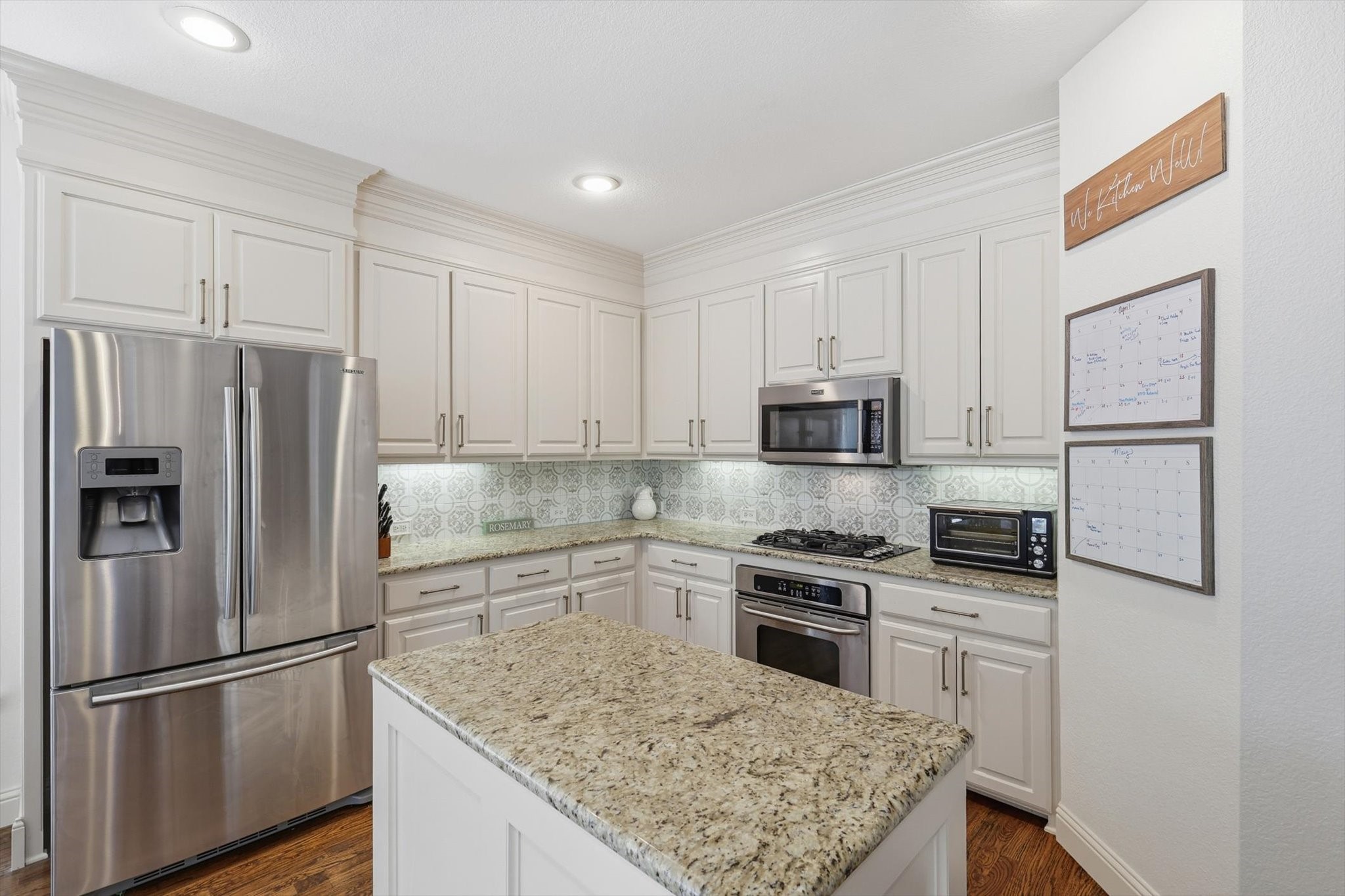 1550 Meadows Avenue Lantana TX 76226