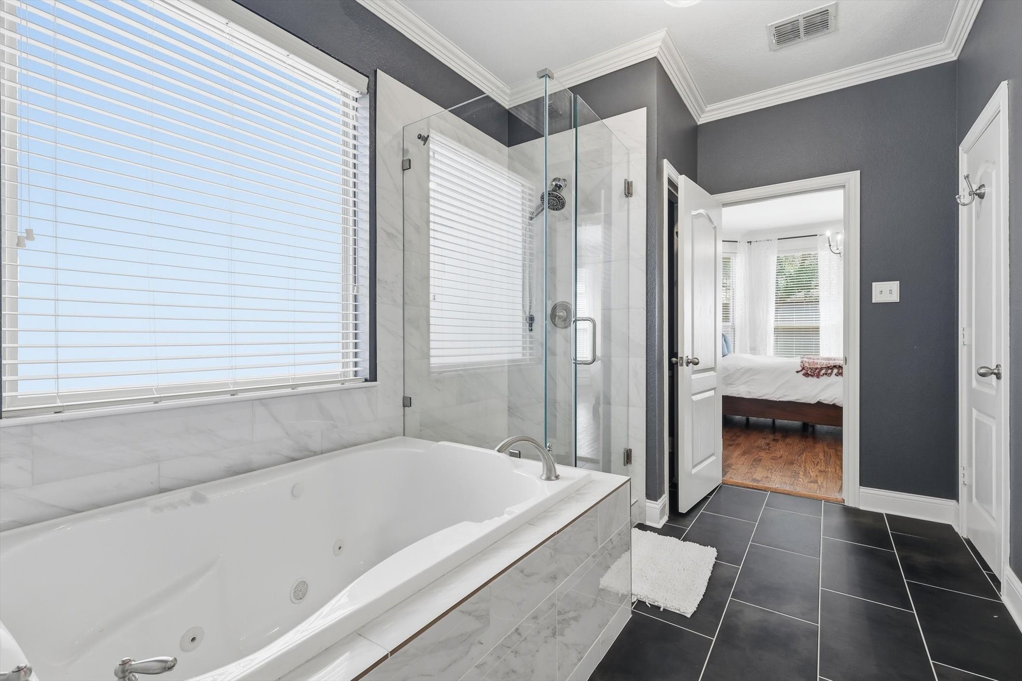 1550 Meadows Avenue Lantana TX 76226