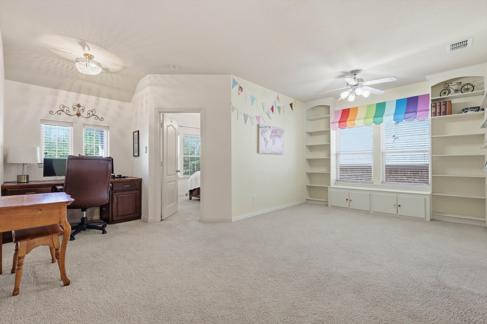 1550 Meadows Avenue Lantana TX 76226