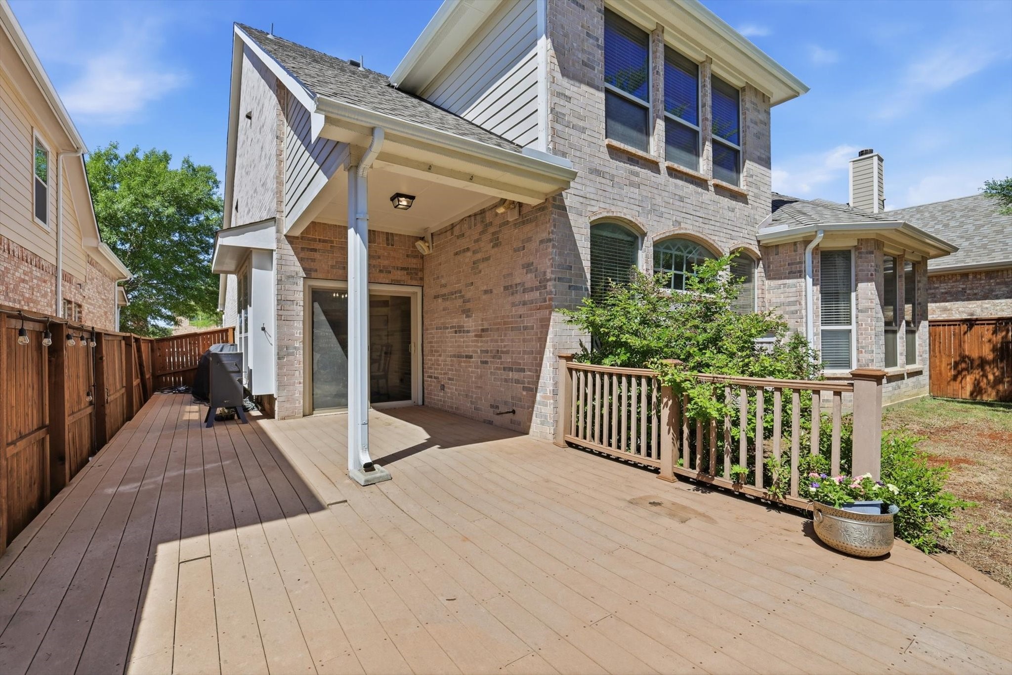 1550 Meadows Avenue Lantana TX 76226