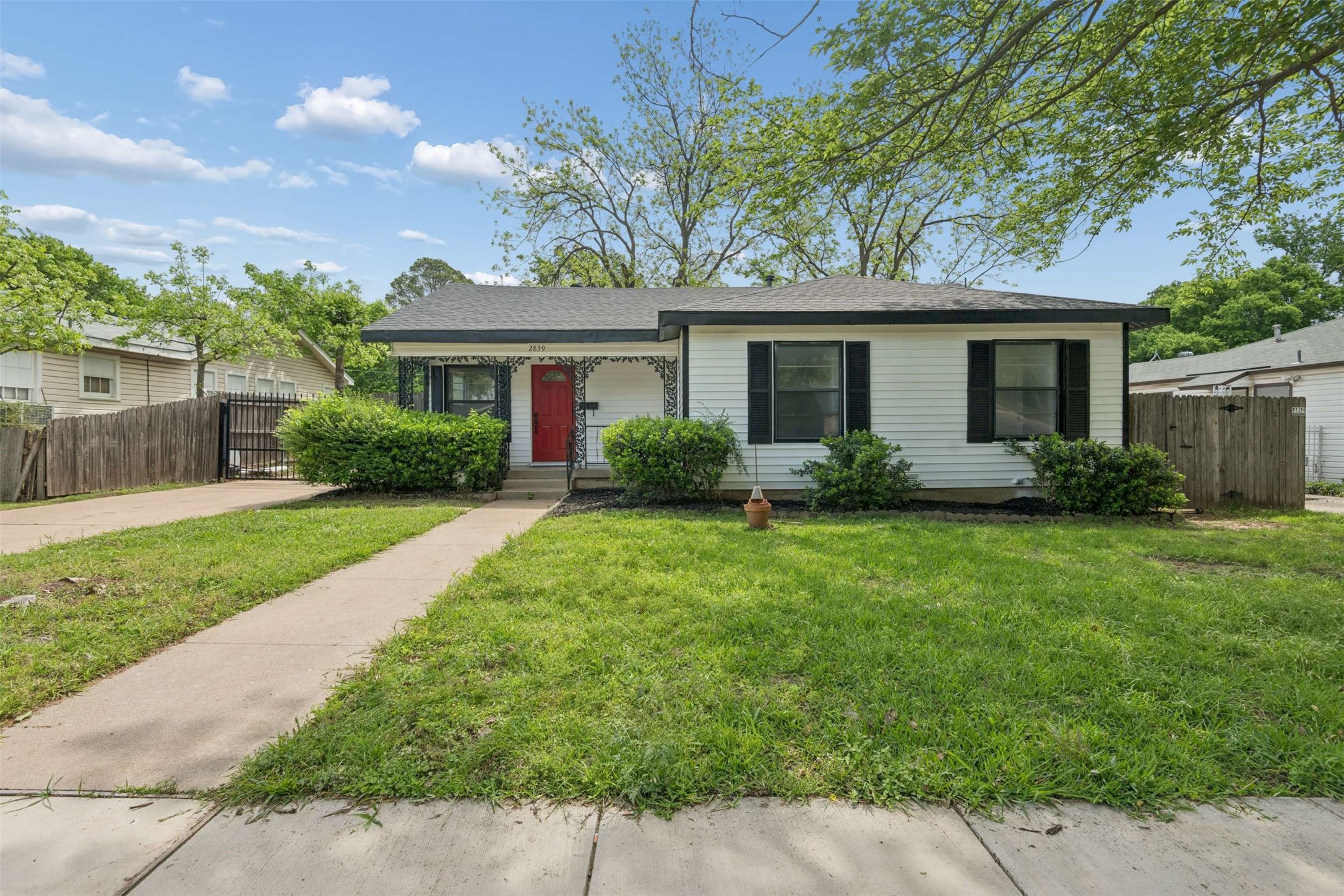 2839 Handley Drive Fort Worth TX 76112