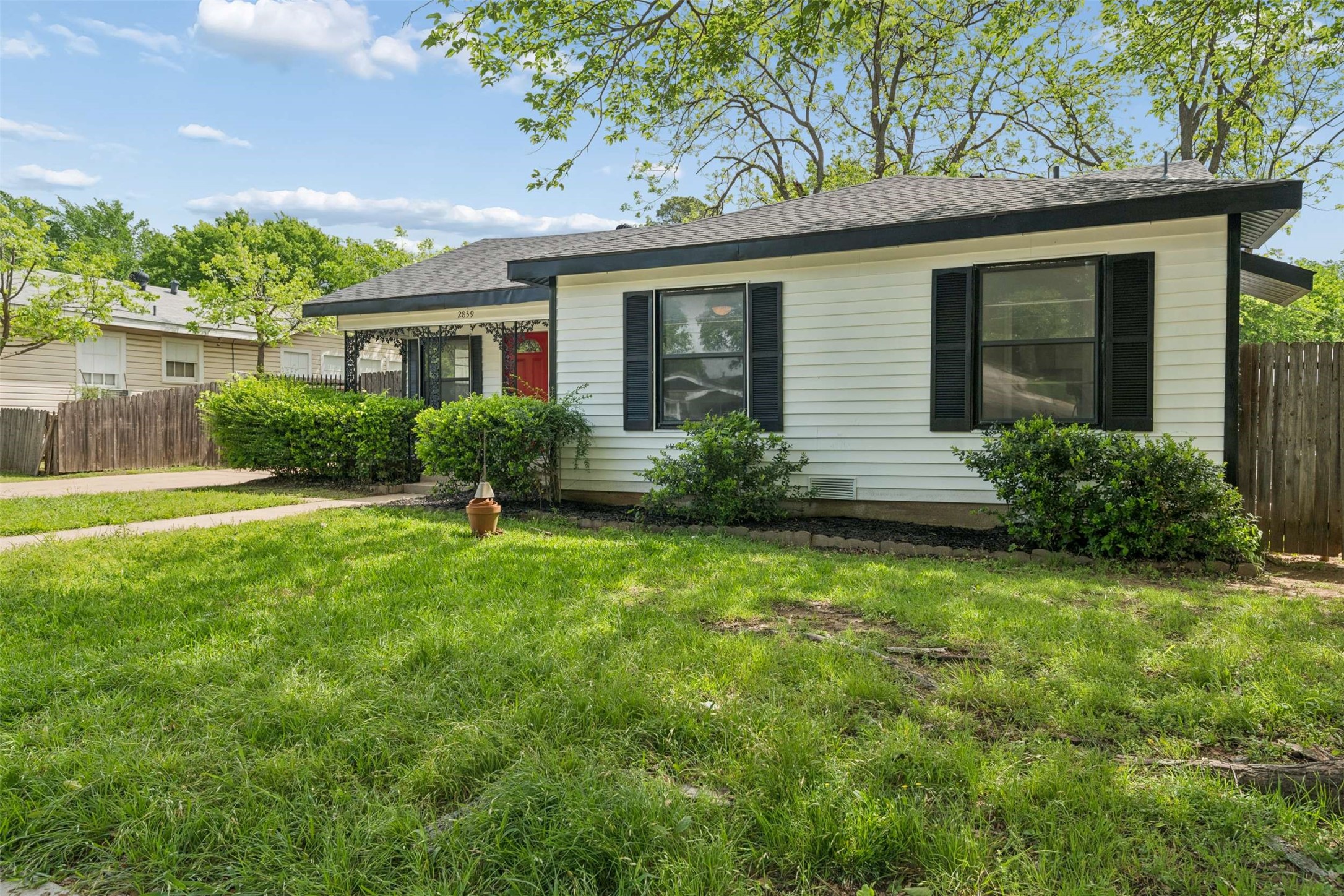 2839 Handley Drive Fort Worth TX 76112
