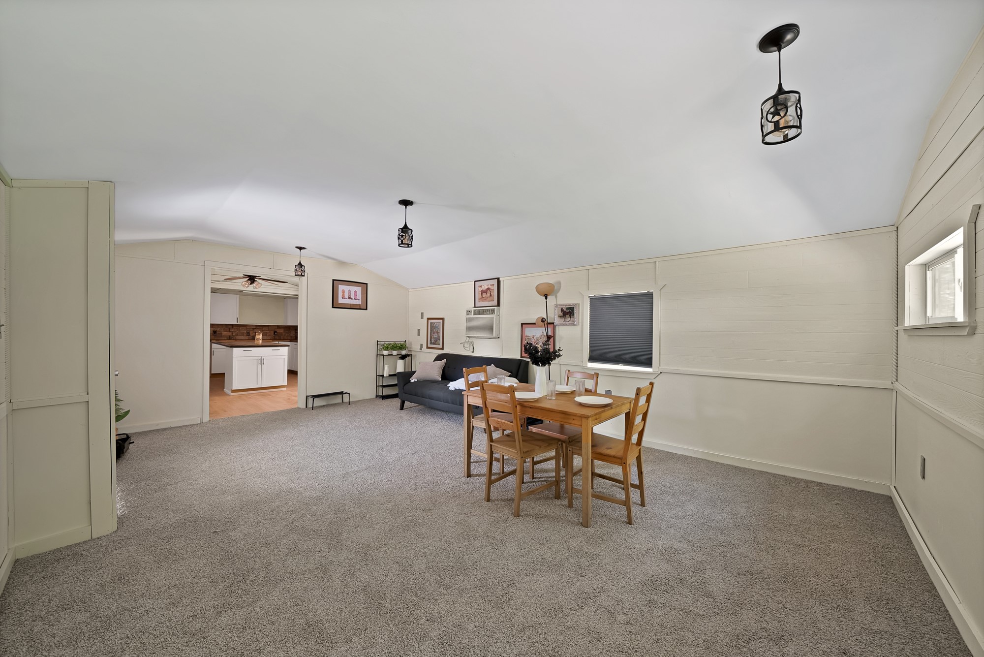 2916 E Briarwood Street Granbury TX 76048
