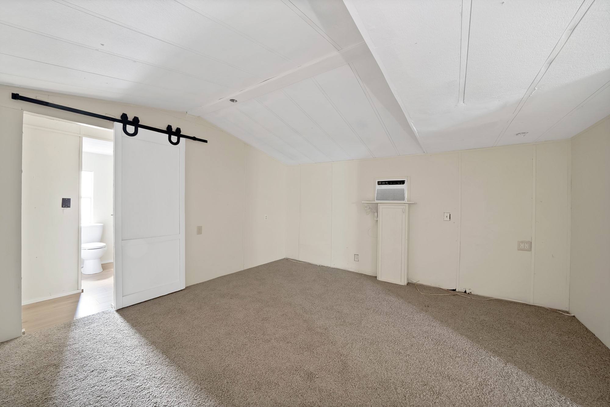 2916 E Briarwood Street Granbury TX 76048