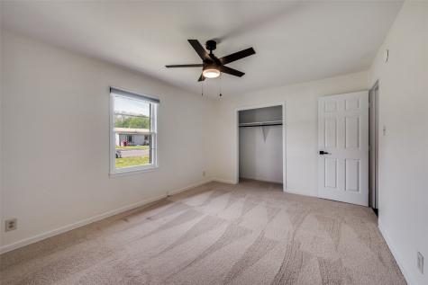 544 NW King Street Burleson TX 76028