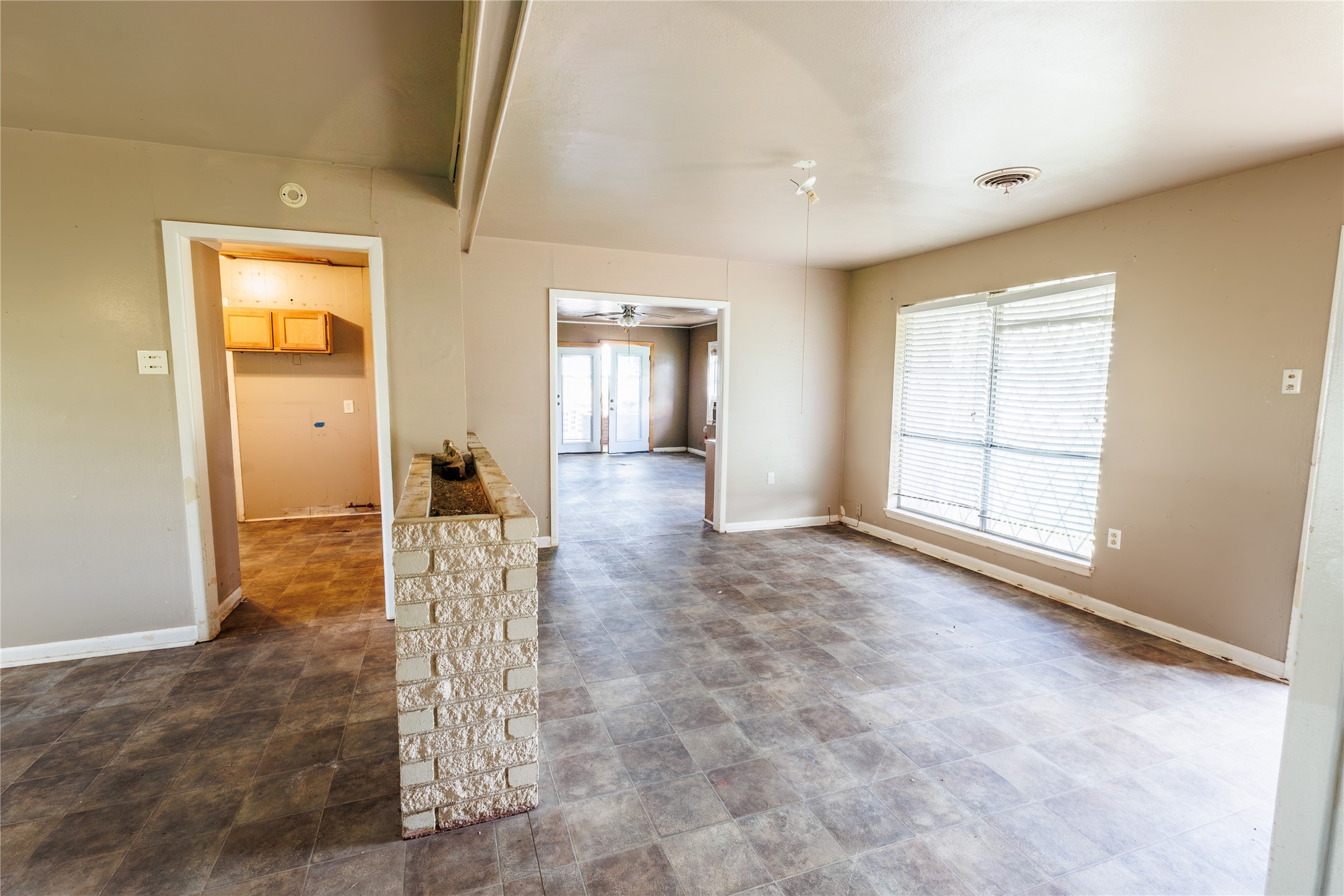 307 W Mesquite Malone TX 76660