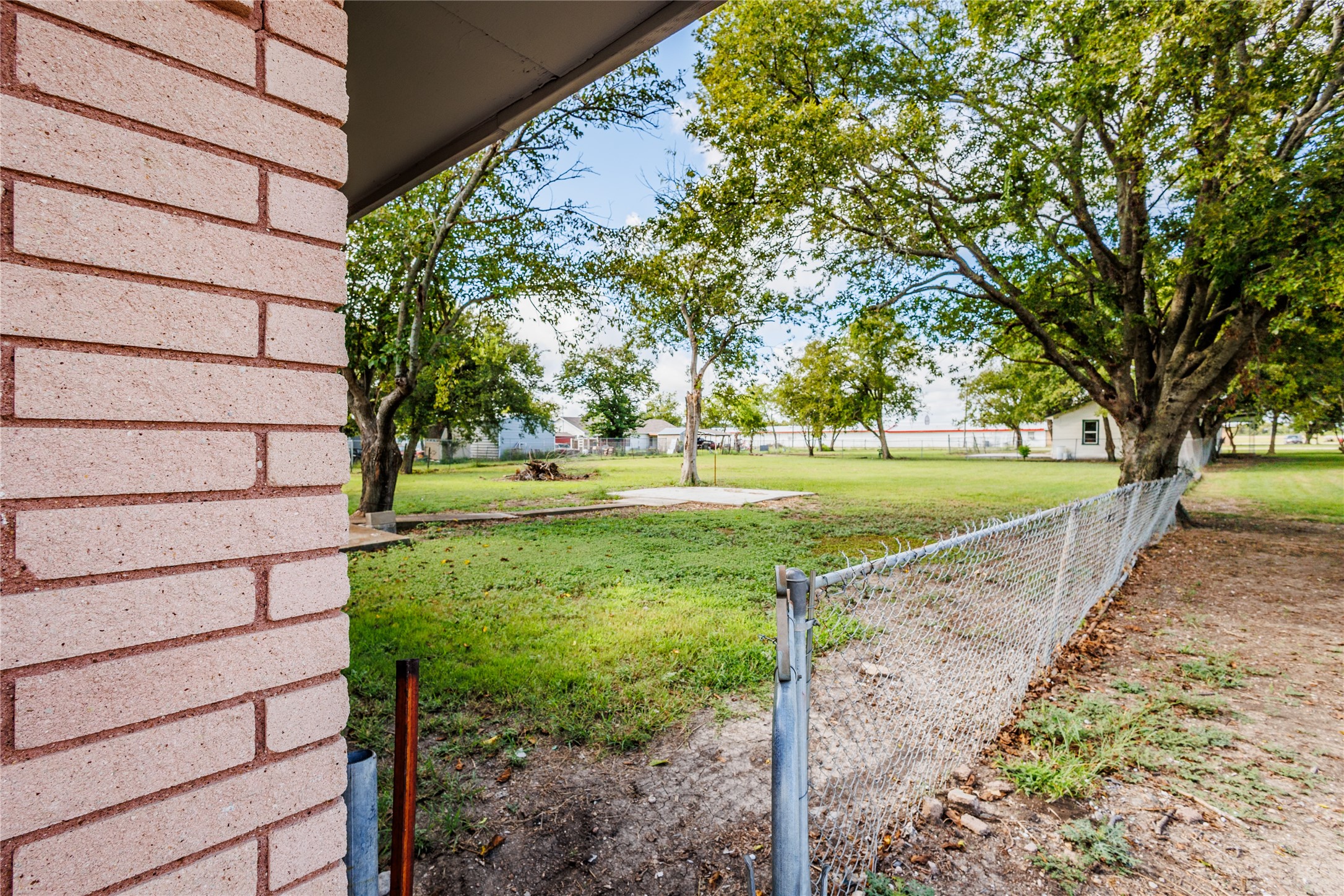 307 W Mesquite Malone TX 76660