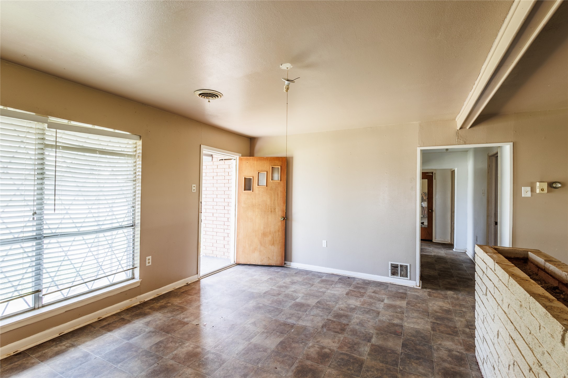 307 W Mesquite Malone TX 76660