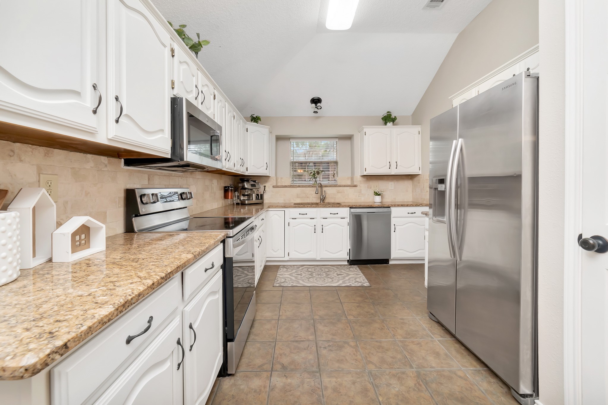 8406 Brentwood Street Rowlett TX 75088