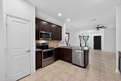 126 Redding Lane Red Oak TX 75154