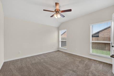126 Redding Lane Red Oak TX 75154