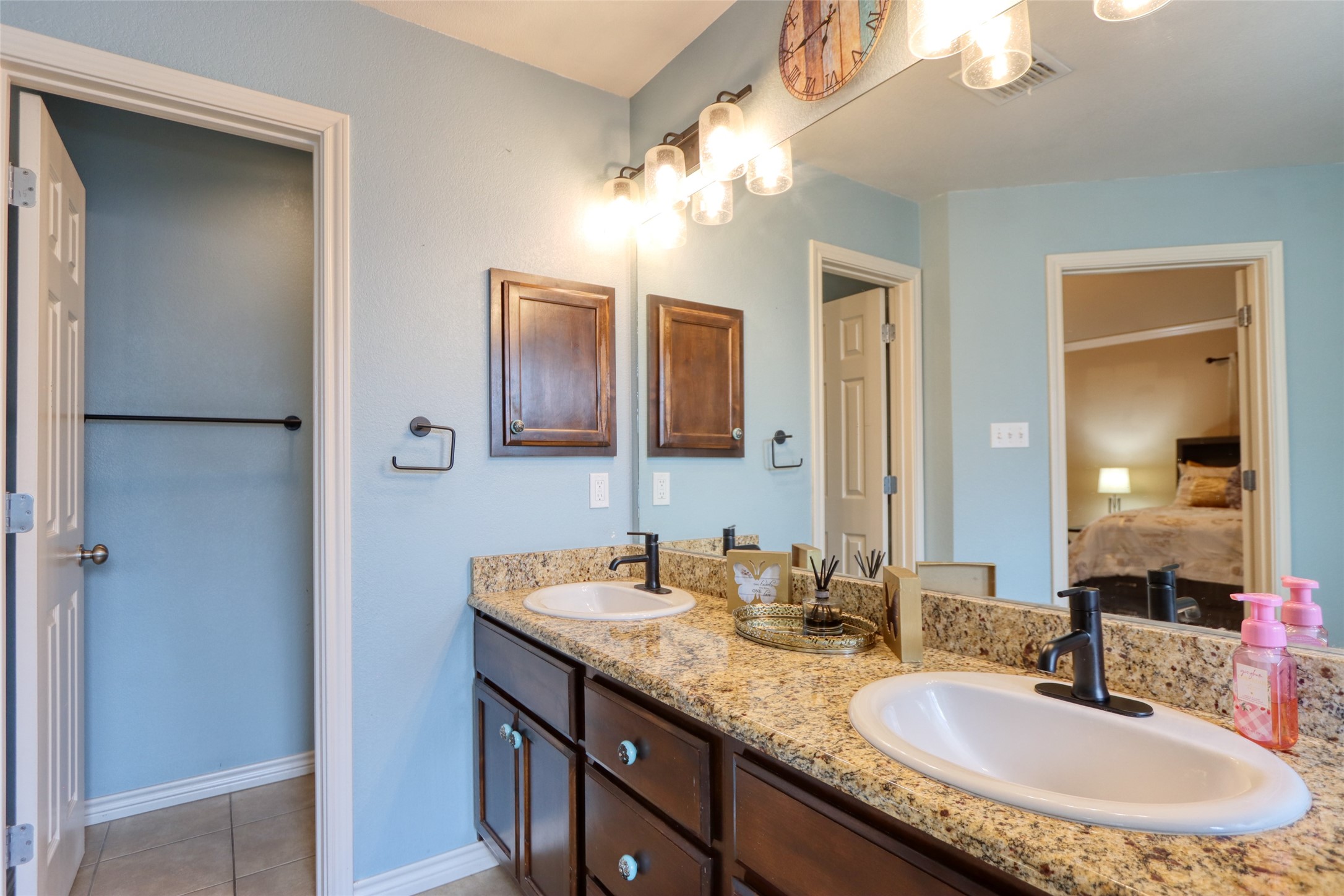 933 Heston Circle Robinson TX 76706