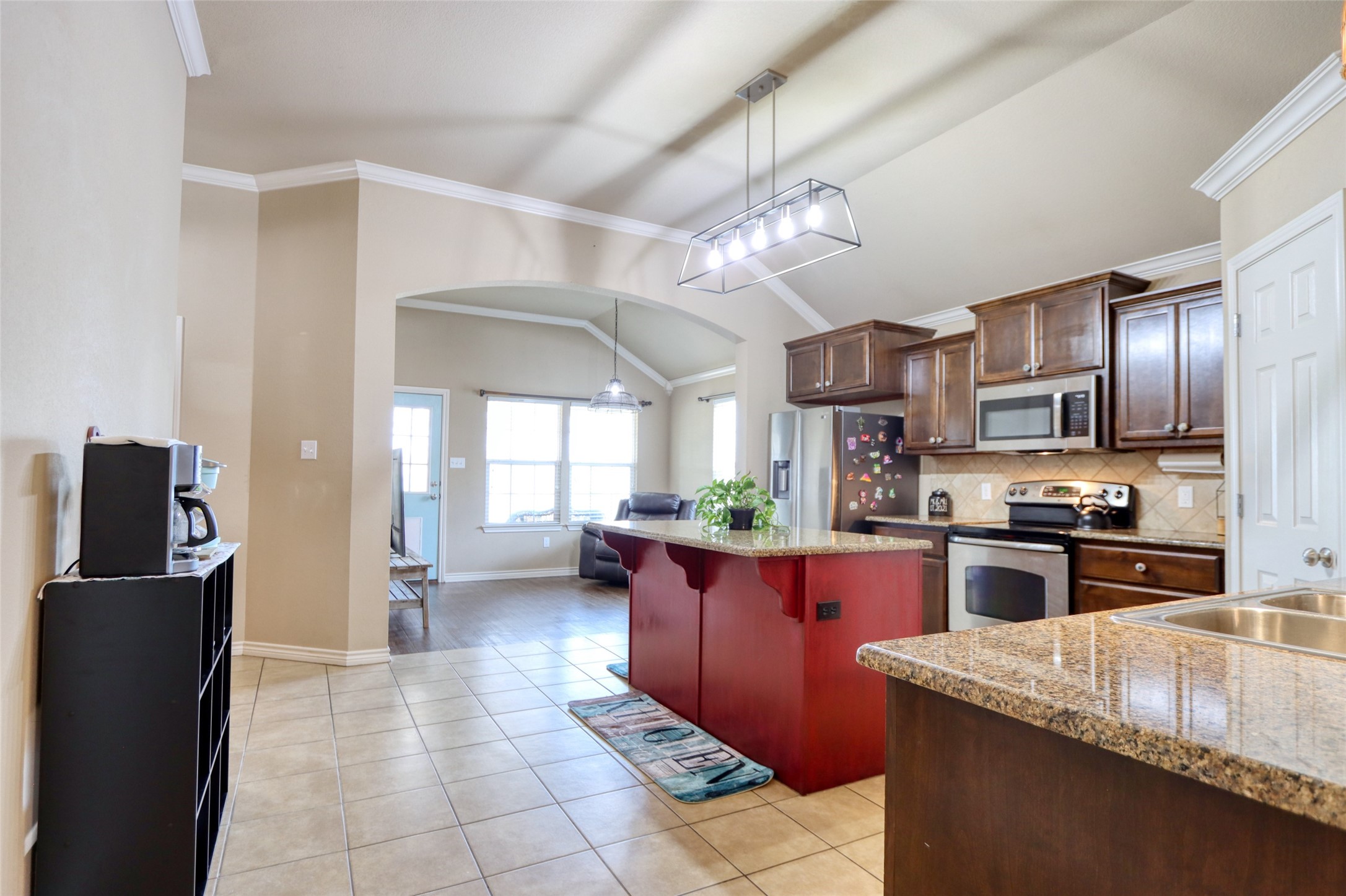 933 Heston Circle Robinson TX 76706