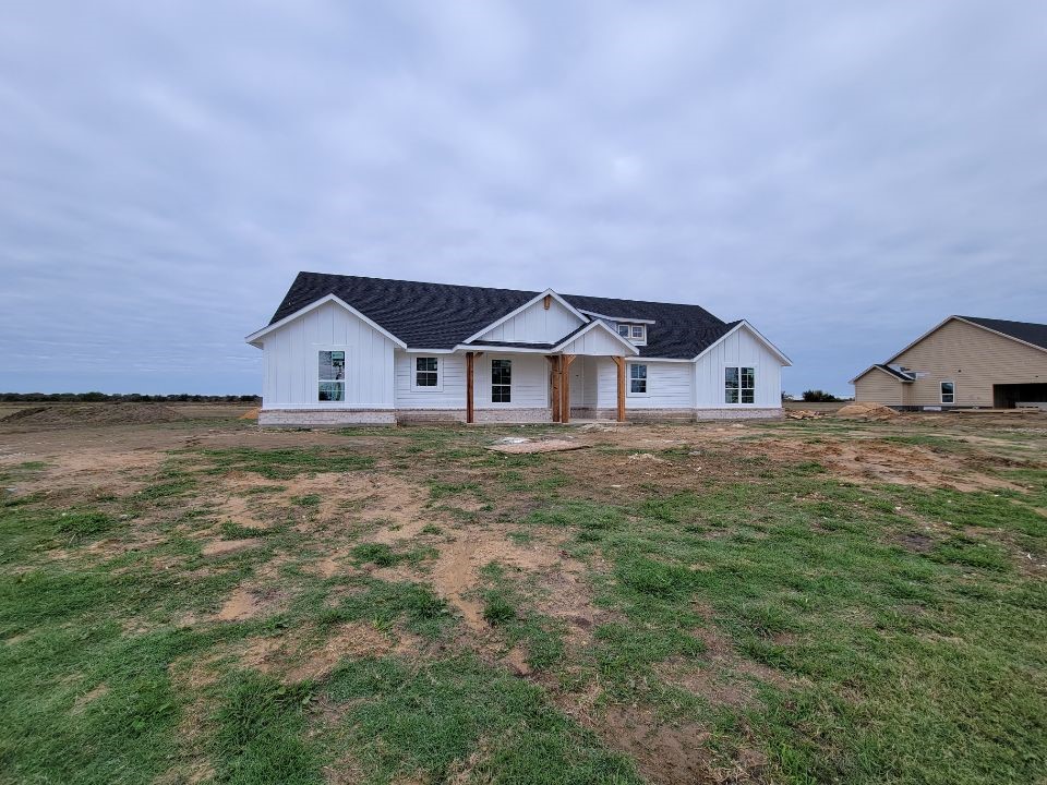 150 Central High Road Ennis TX 75119