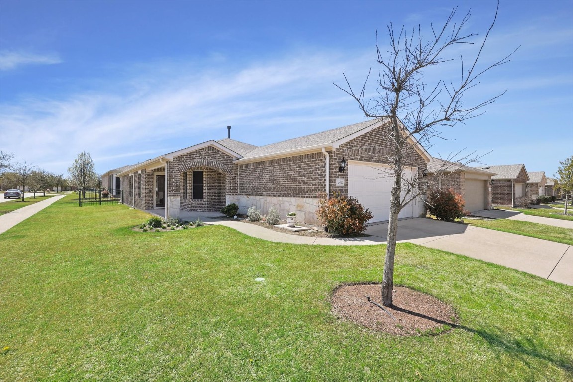 2427 Honeybee Lane Frisco TX 75036