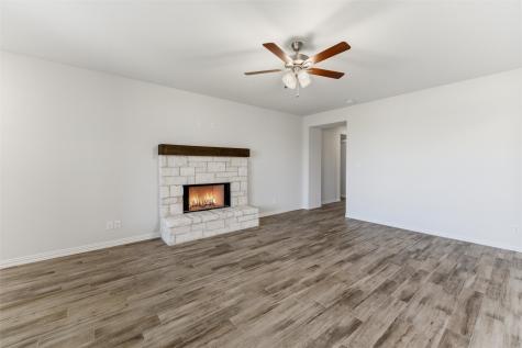 1233 Sabine River Lane Springtown TX 76082