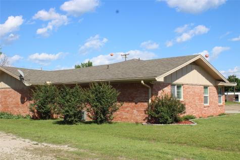 1100 N Lamb Street Bowie TX 76230