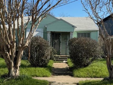 6810 Mabel Avenue Dallas TX 75209