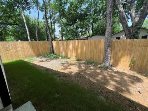 2811 Silkwood Street Dallas TX 75215