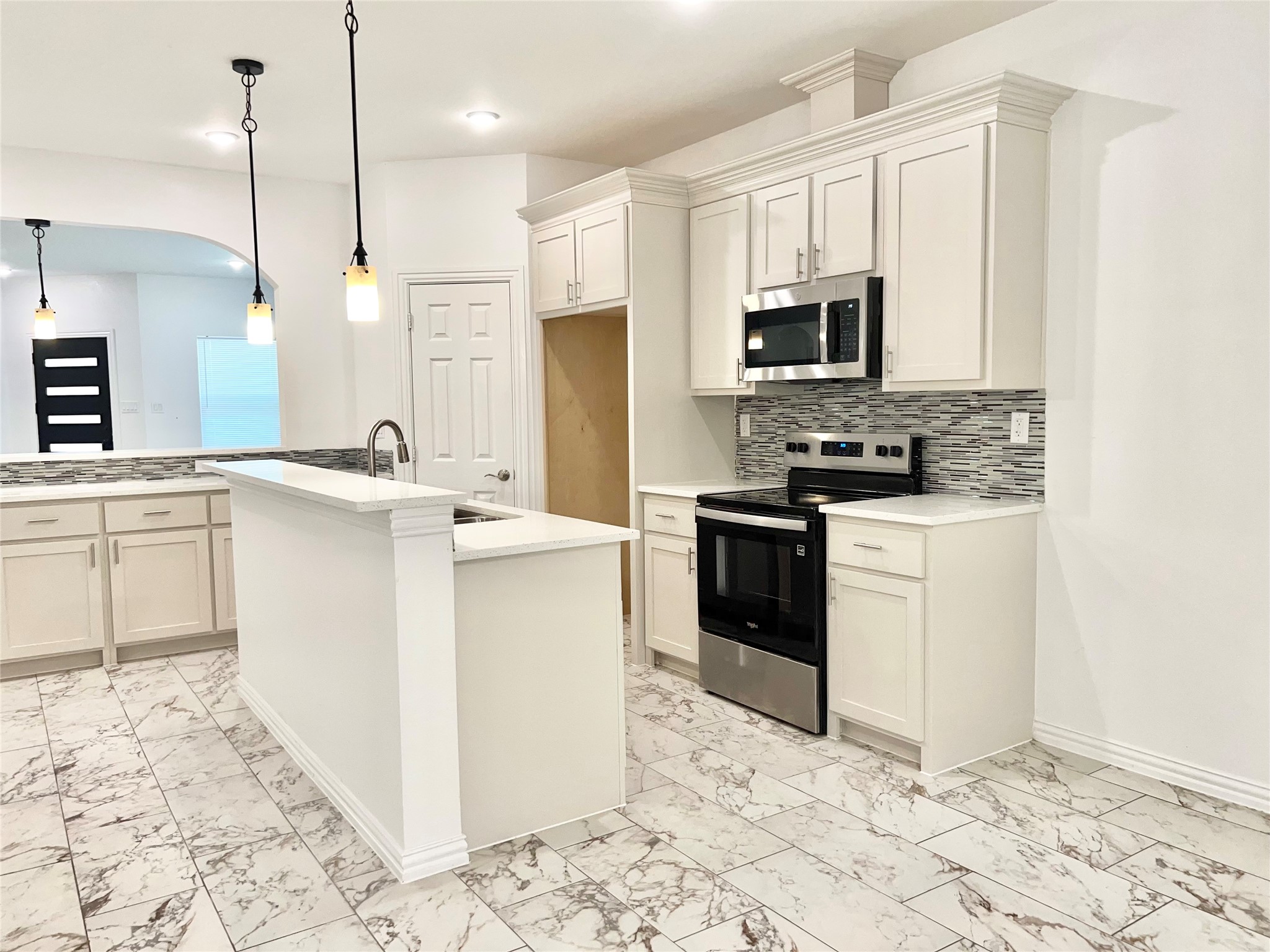 2811 Silkwood Street Dallas TX 75215