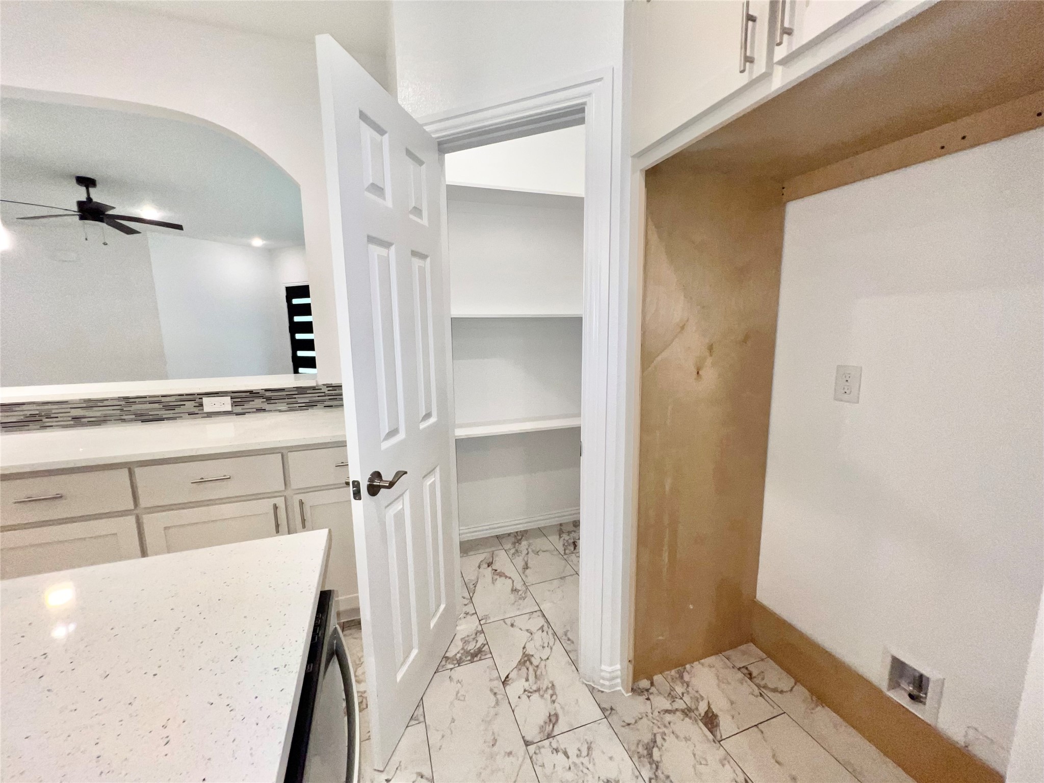 2811 Silkwood Street Dallas TX 75215