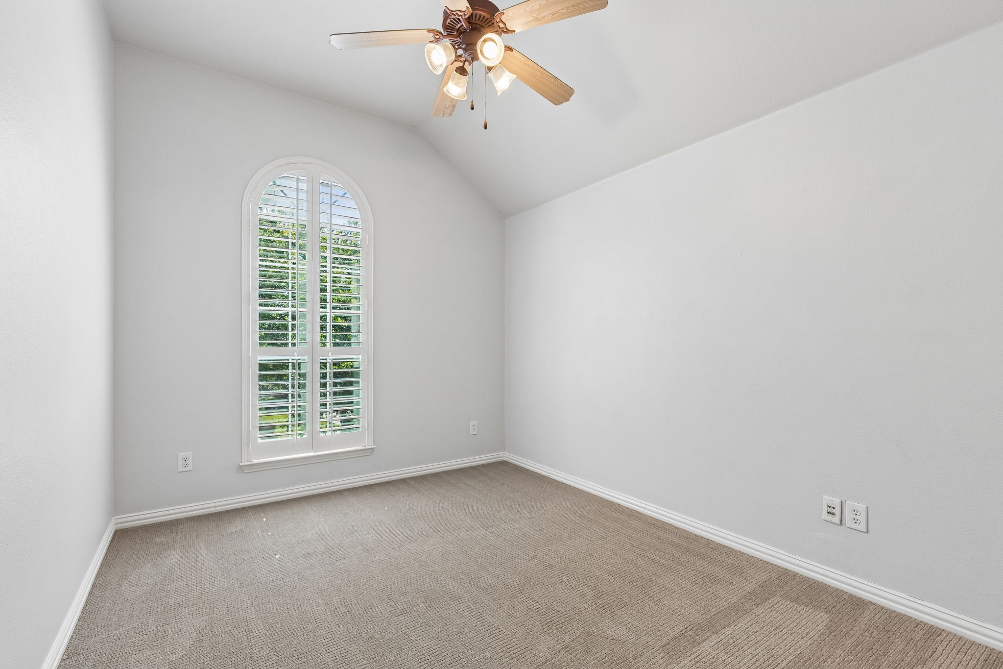 8728 Dayton Drive Lantana TX 76226