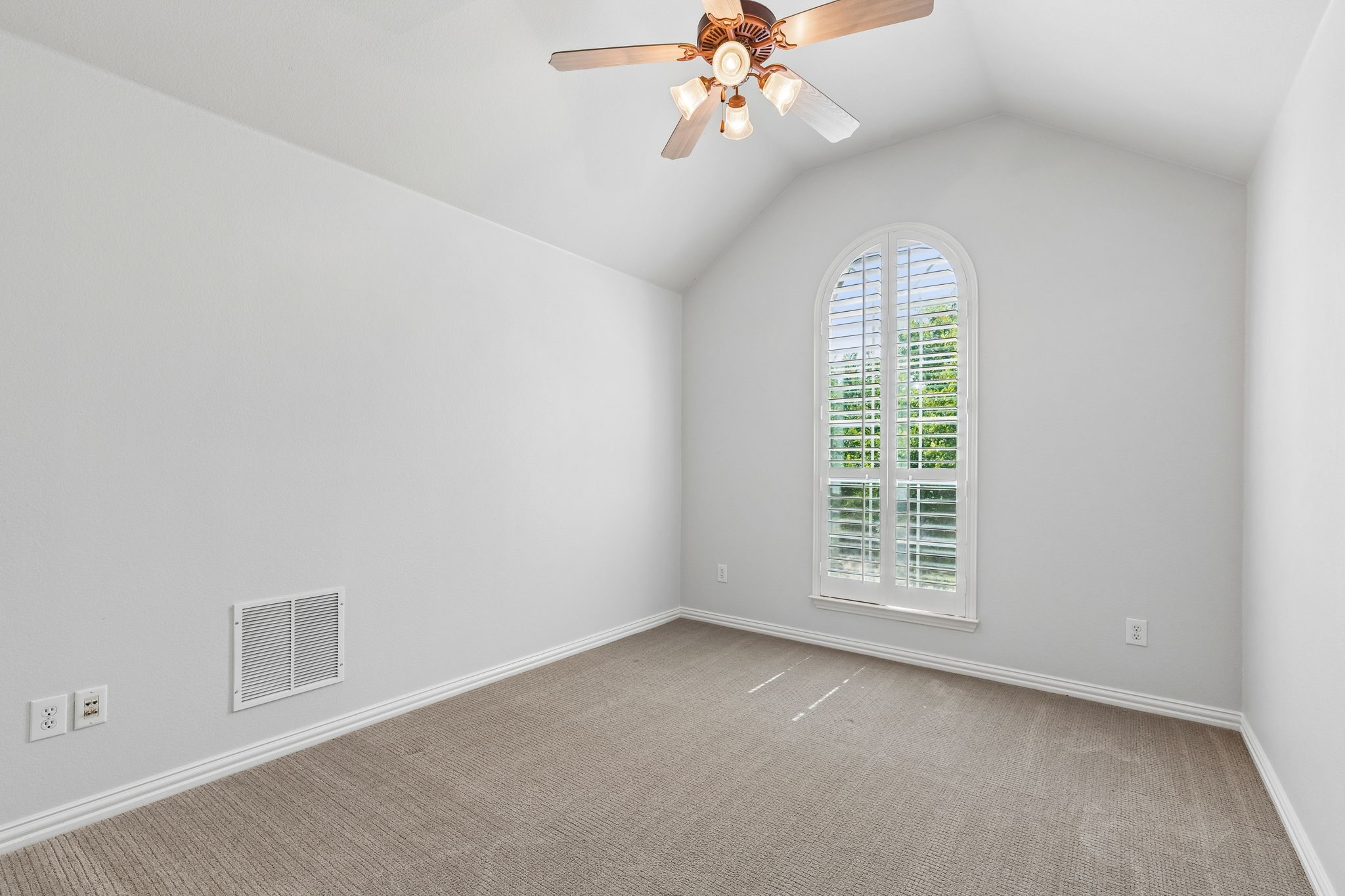 8728 Dayton Drive Lantana TX 76226
