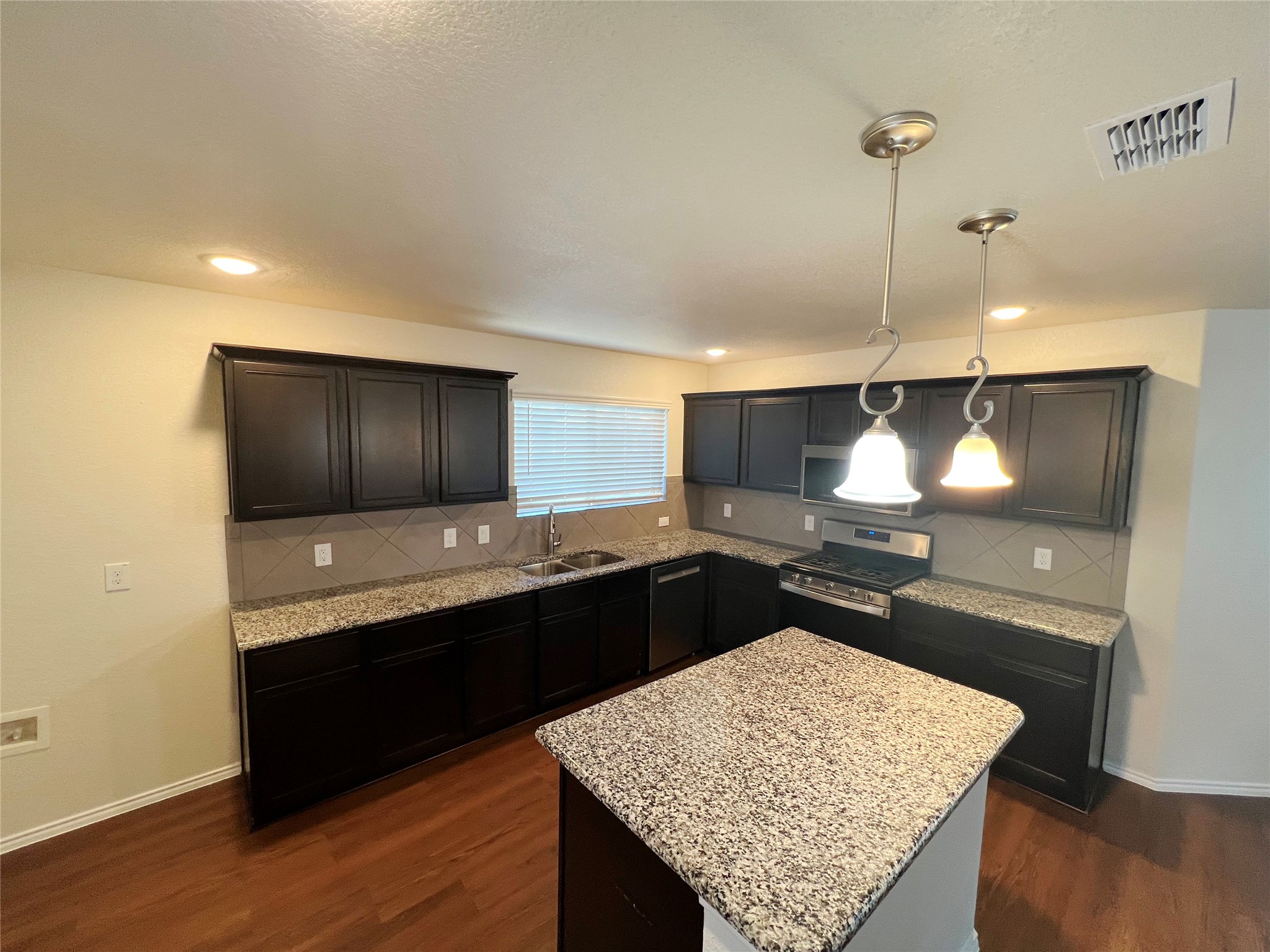 2012 Sun Star Drive Haslet TX 76052