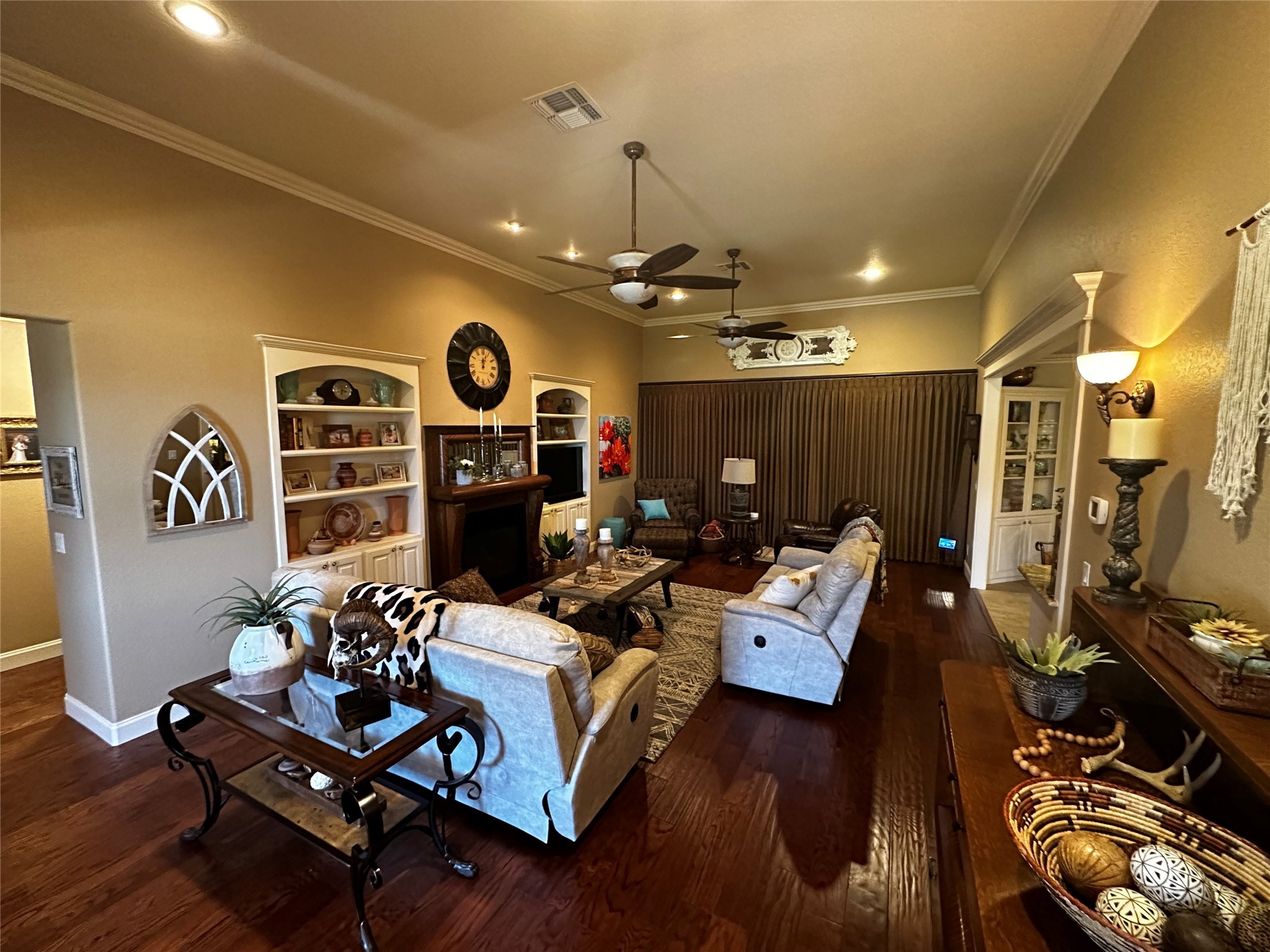 1602 Jefferson Street Bowie TX 76230