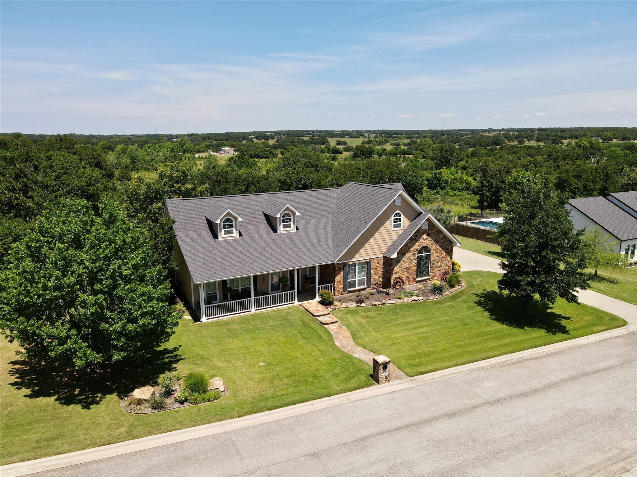 1602 Jefferson Street Bowie TX 76230