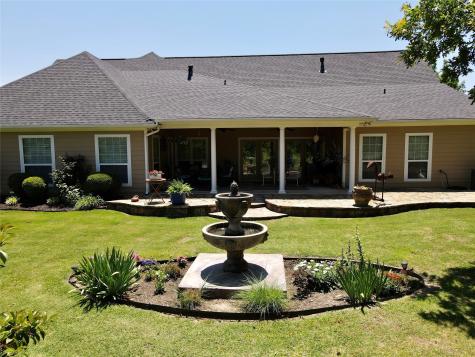 1602 Jefferson Street Bowie TX 76230