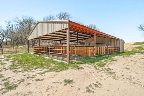 1704 E Fm 1188 Bluff Dale TX 76433