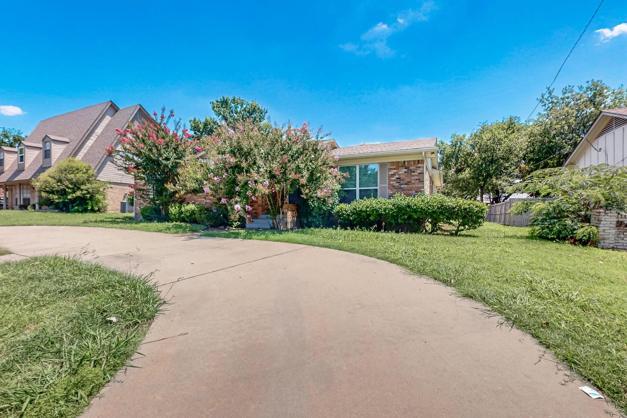 8830 Forest Green Drive Dallas TX 75243
