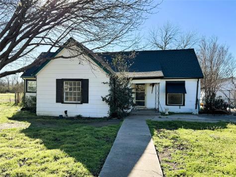 3229 Meadow Oaks Drive Haltom City TX 76117