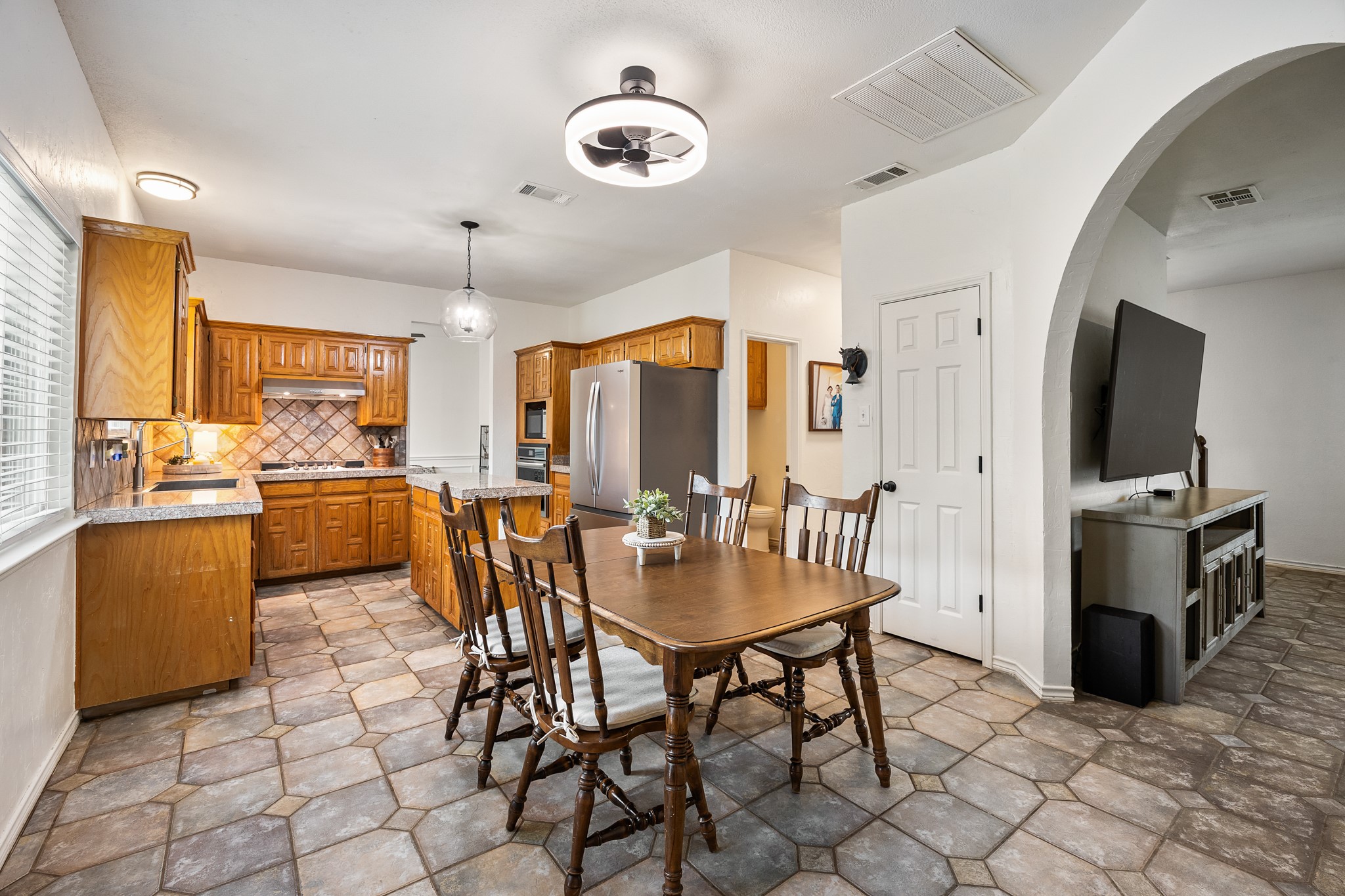 1091 Whispering Glen Rockwall TX 75087