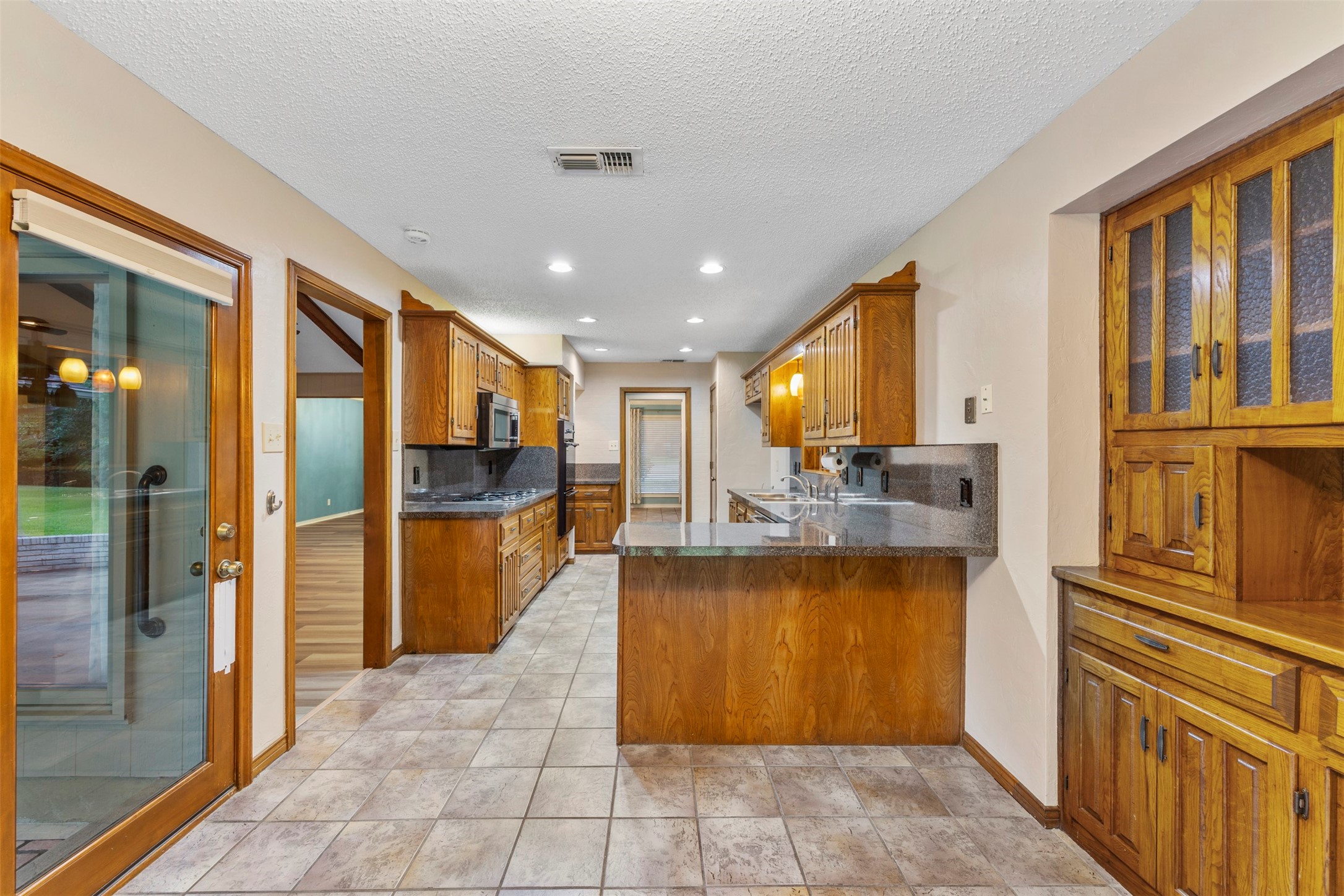 802 Rock Canyon Drive Duncanville TX 75137