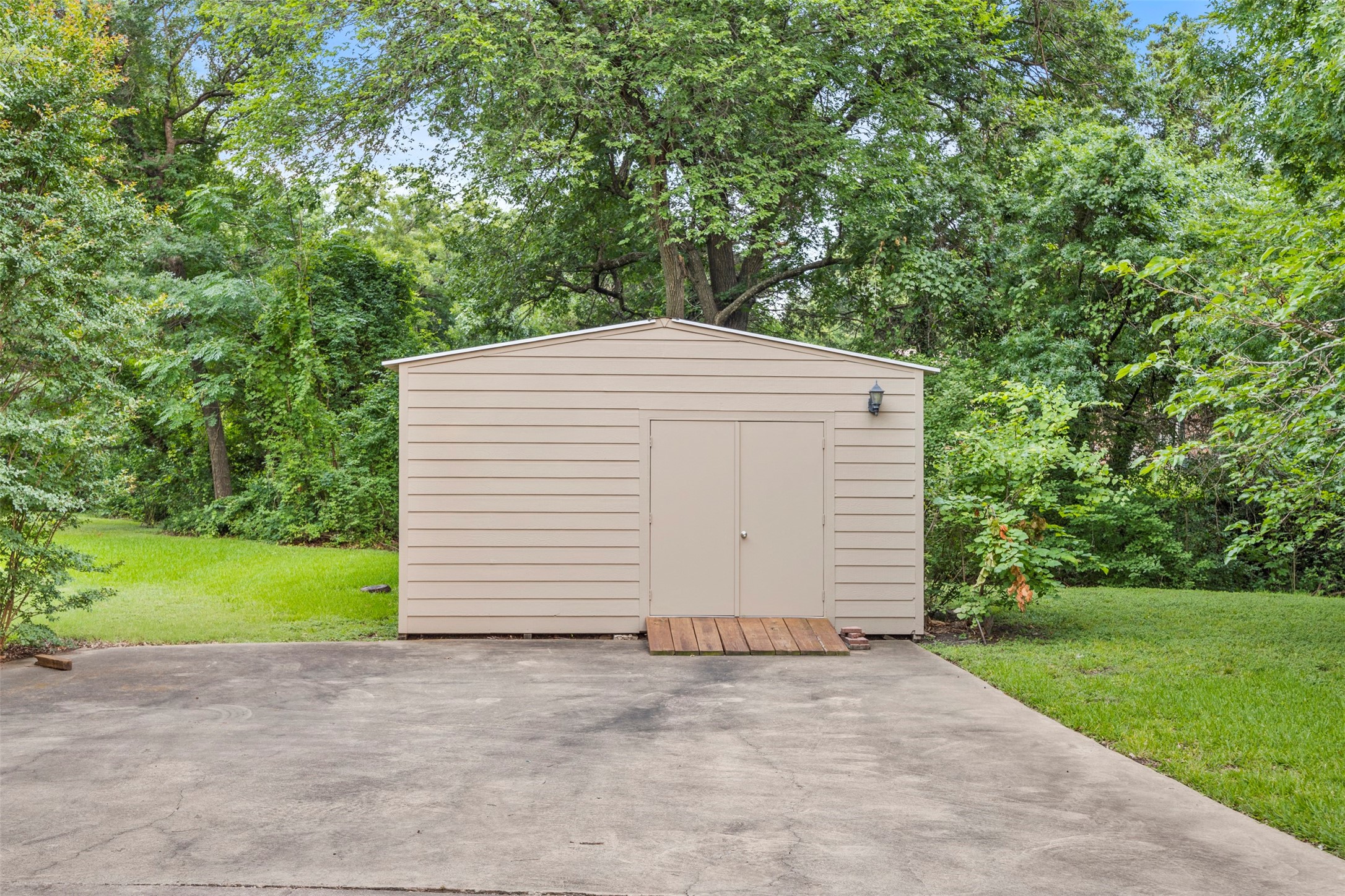 802 Rock Canyon Drive Duncanville TX 75137