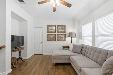 2218 Ash Grove Way Dallas TX 75228