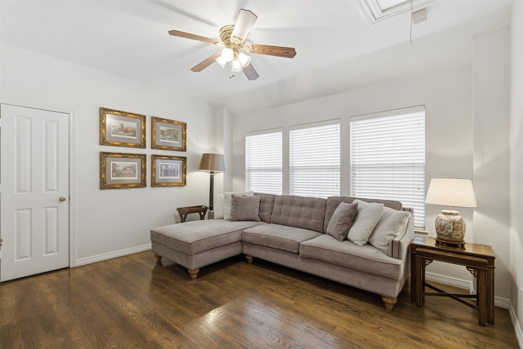 2218 Ash Grove Way Dallas TX 75228