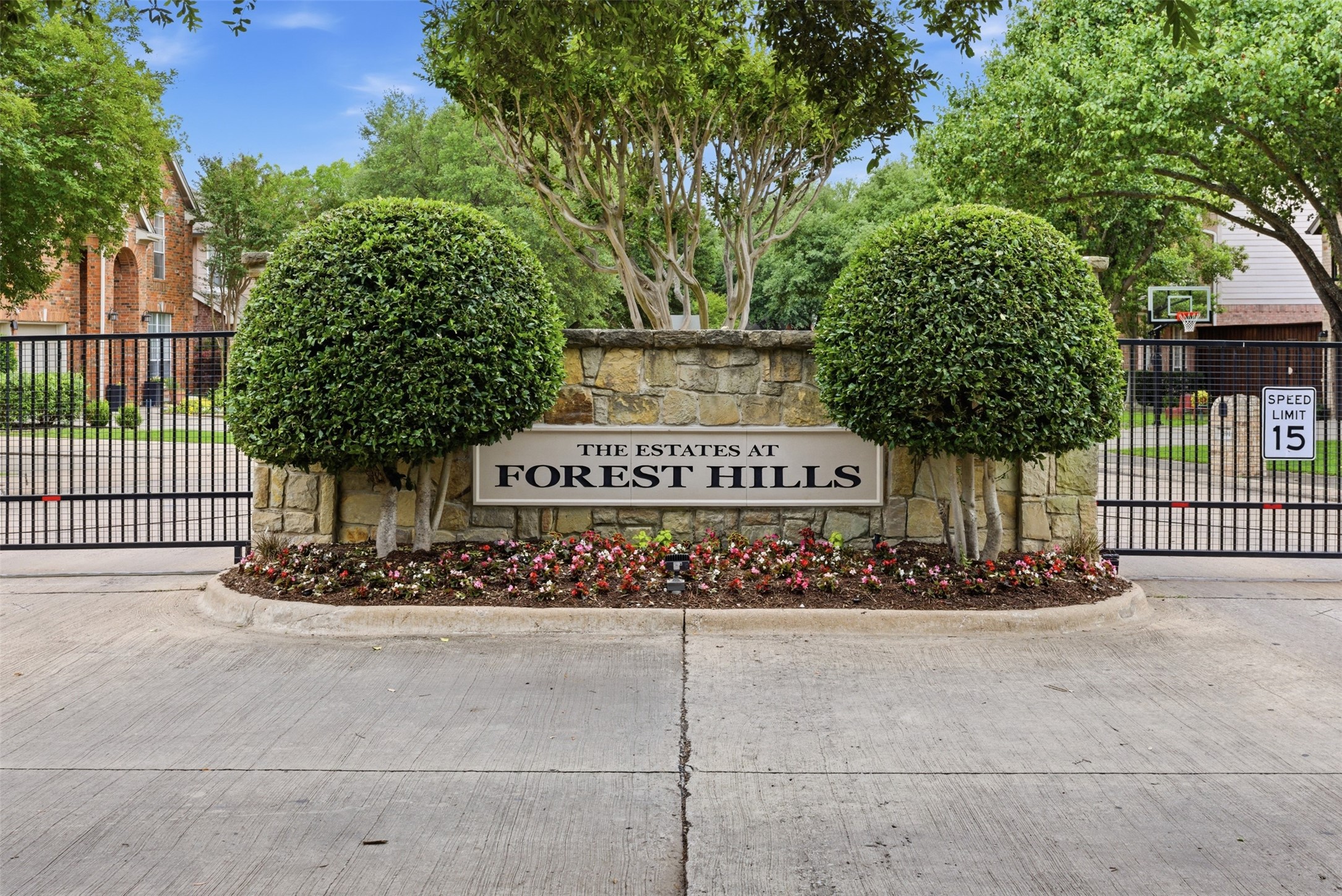 2218 Ash Grove Way Dallas TX 75228
