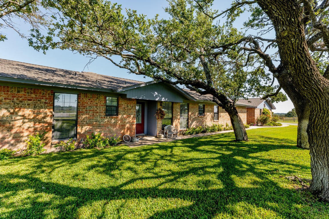 1112 County Road 513 Stephenville TX 76401