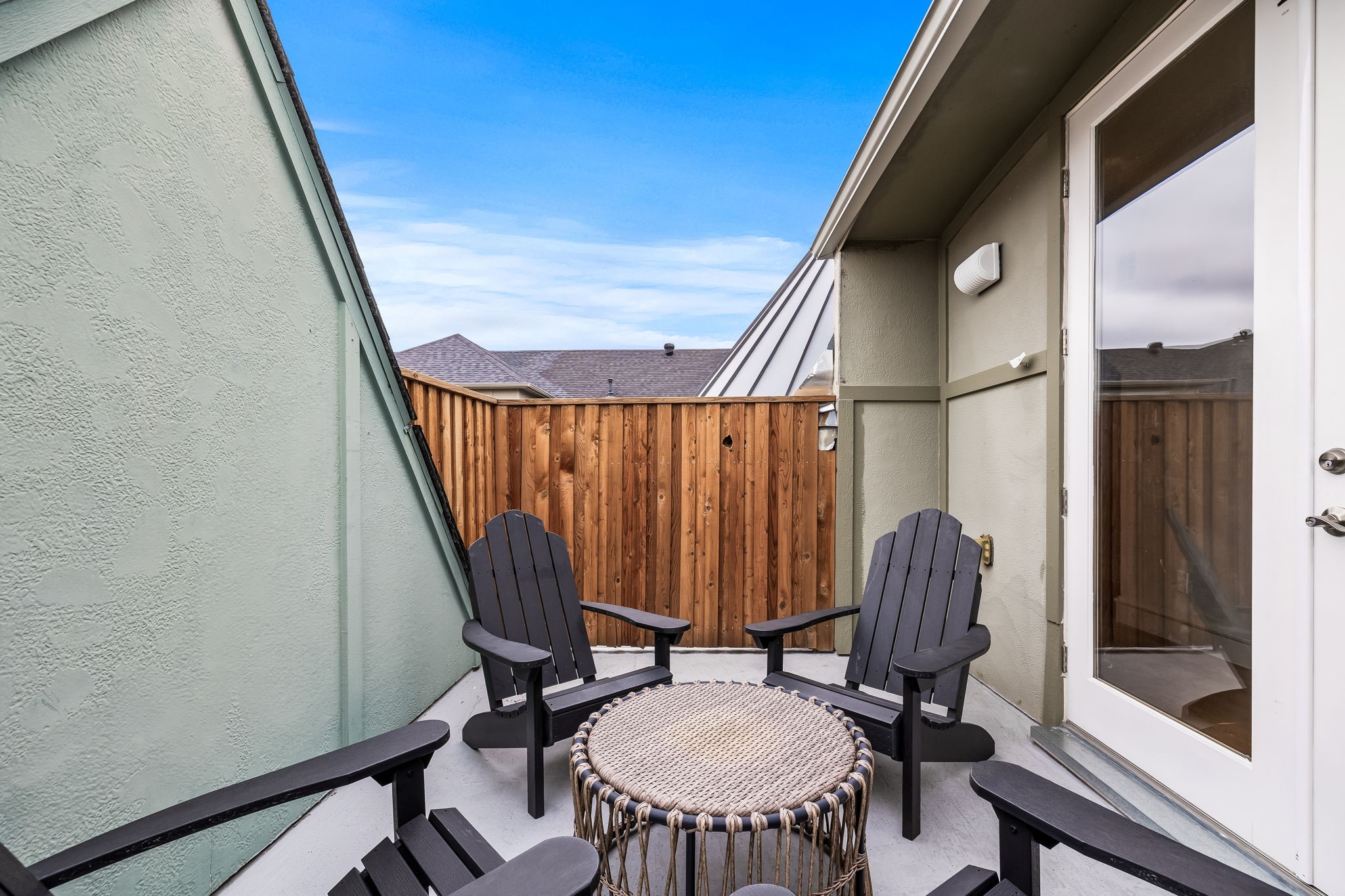 5022 Mission Avenue Dallas TX 75206
