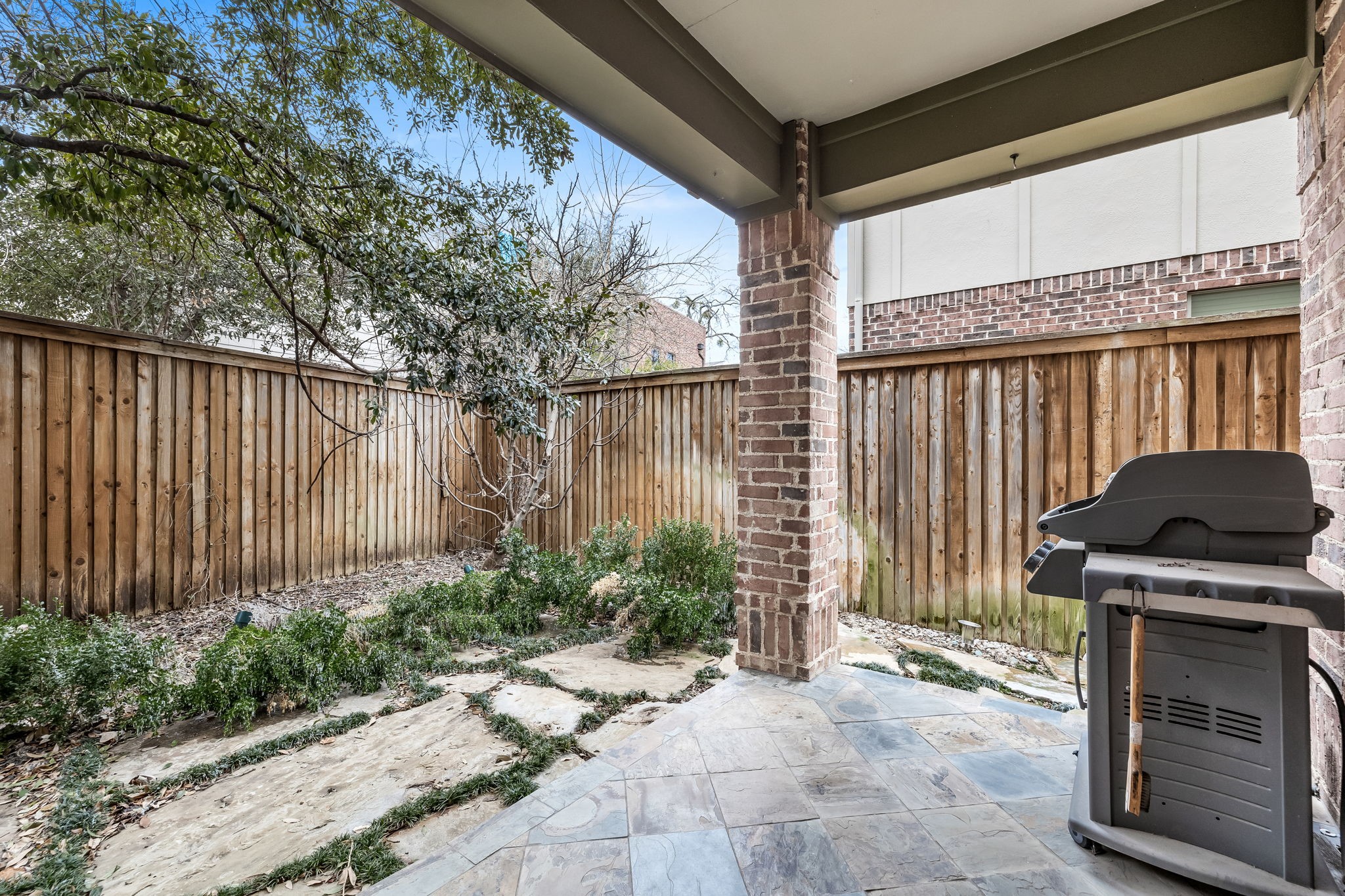 5022 Mission Avenue Dallas TX 75206