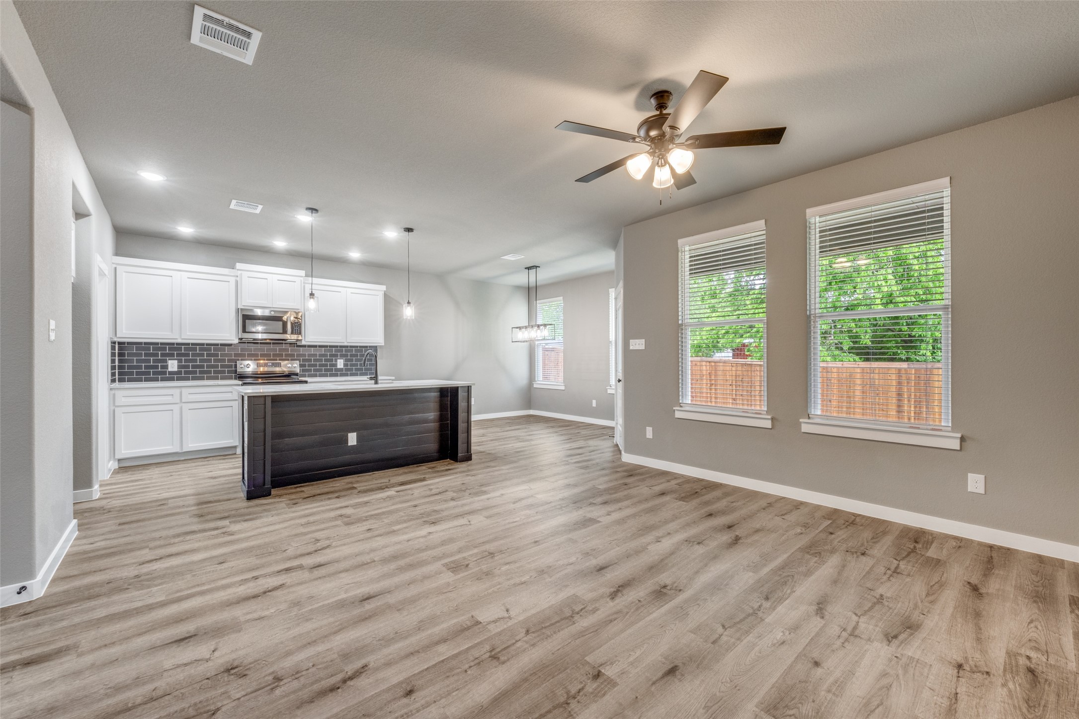 706 Turner Street Wolfe City TX 75496