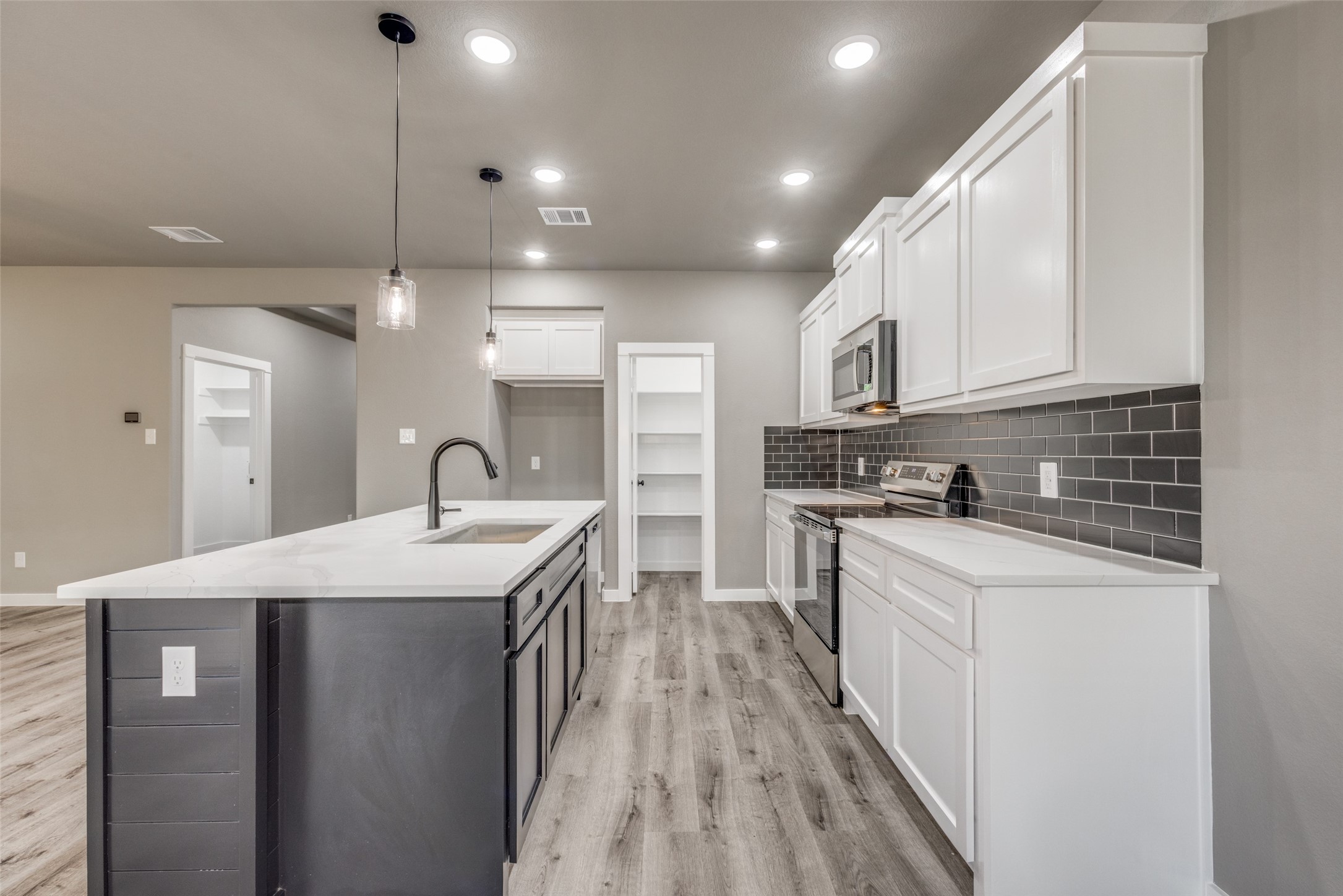 706 Turner Street Wolfe City TX 75496