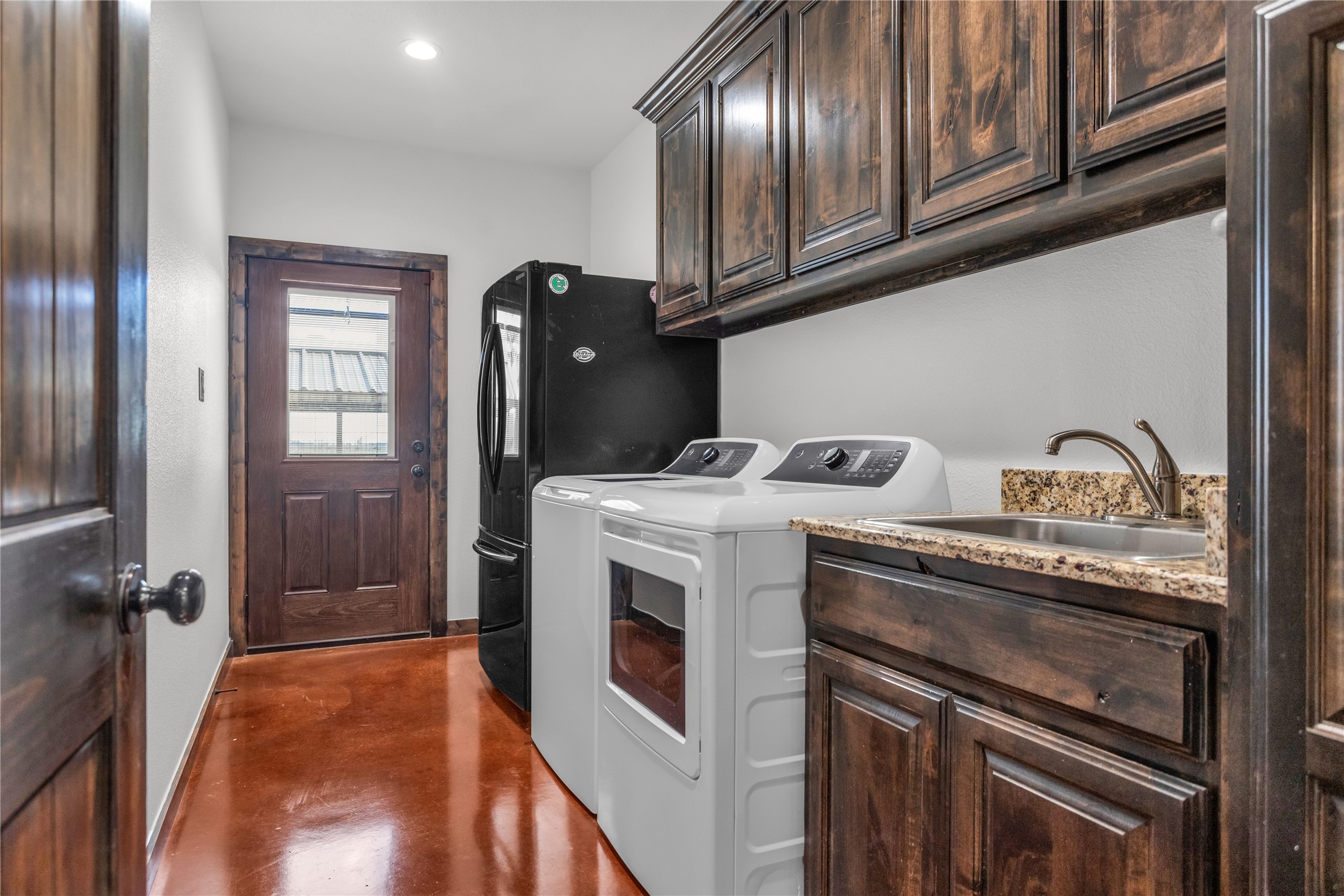 510 County Road 247 Valley View TX 76272