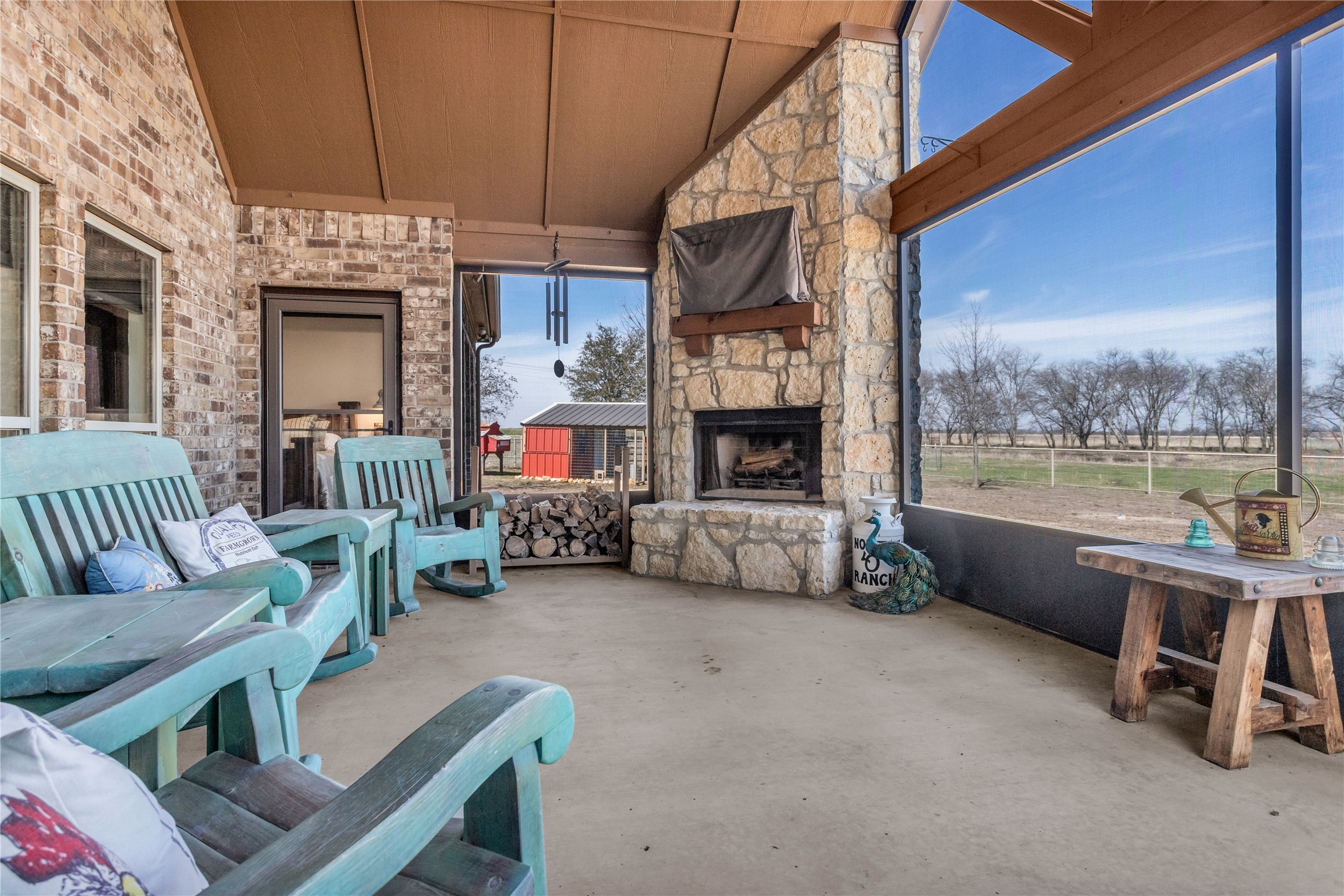 510 County Road 247 Valley View TX 76272