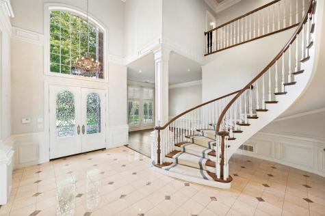 10445 Strait Lane Dallas TX 75229